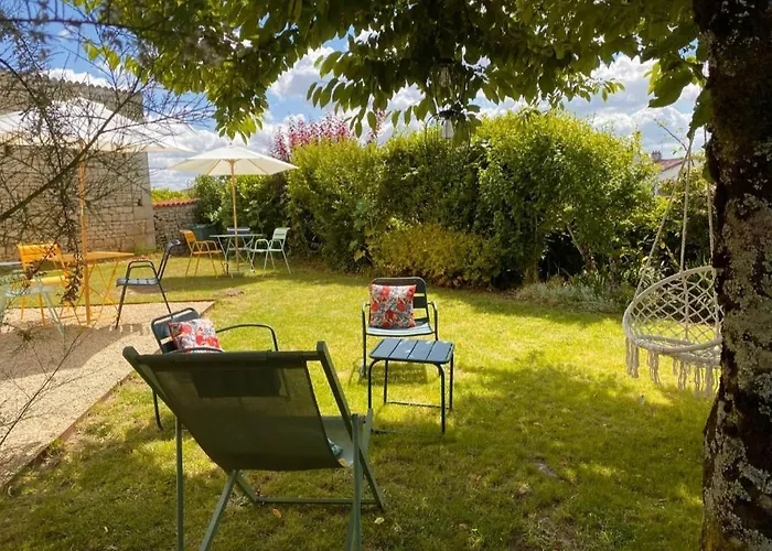 מלון L'authentik Petit Hotel, Le Refuge De Mamie Yo Auchay-sur-Vendee