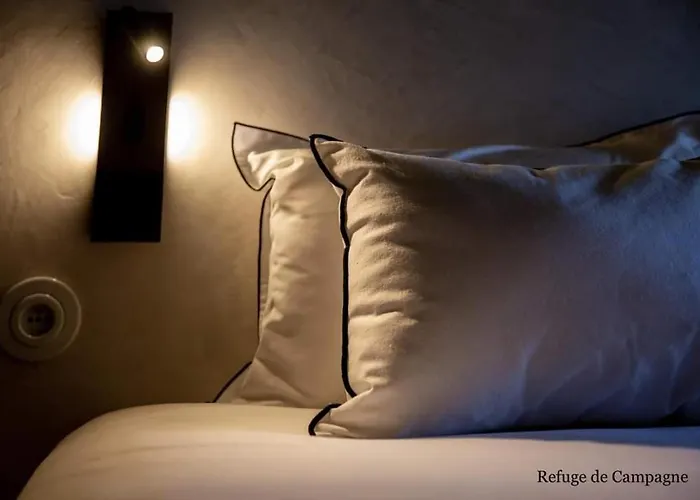 L'authentik Petit Hotel, Le Refuge De Mamie Yo * Auchay-sur-Vendee