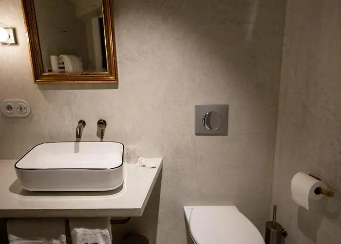 L'authentik Petit Hotel, Le Refuge De Mamie Yo מלון